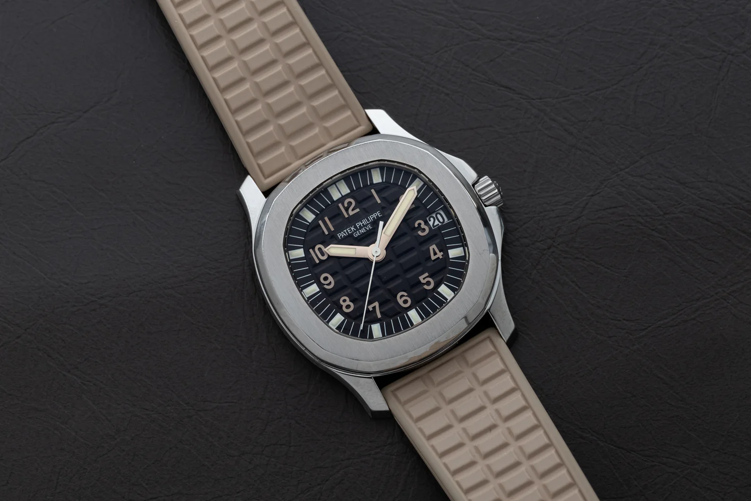 The History and Innovation of Patek Philippe Rubber Straps