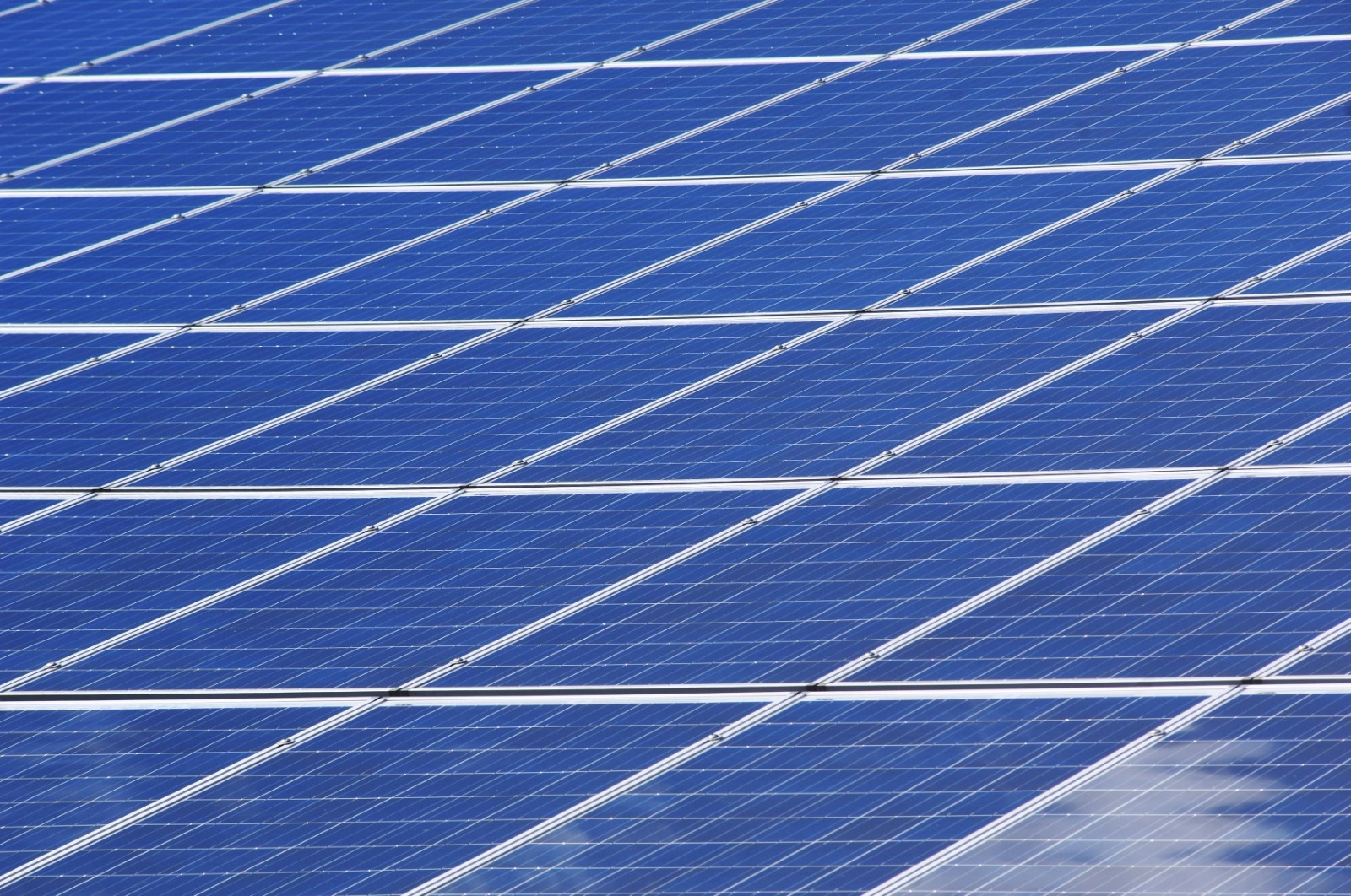 Commercial Solar Leicester Systems for Reducing Business Energy Bills
