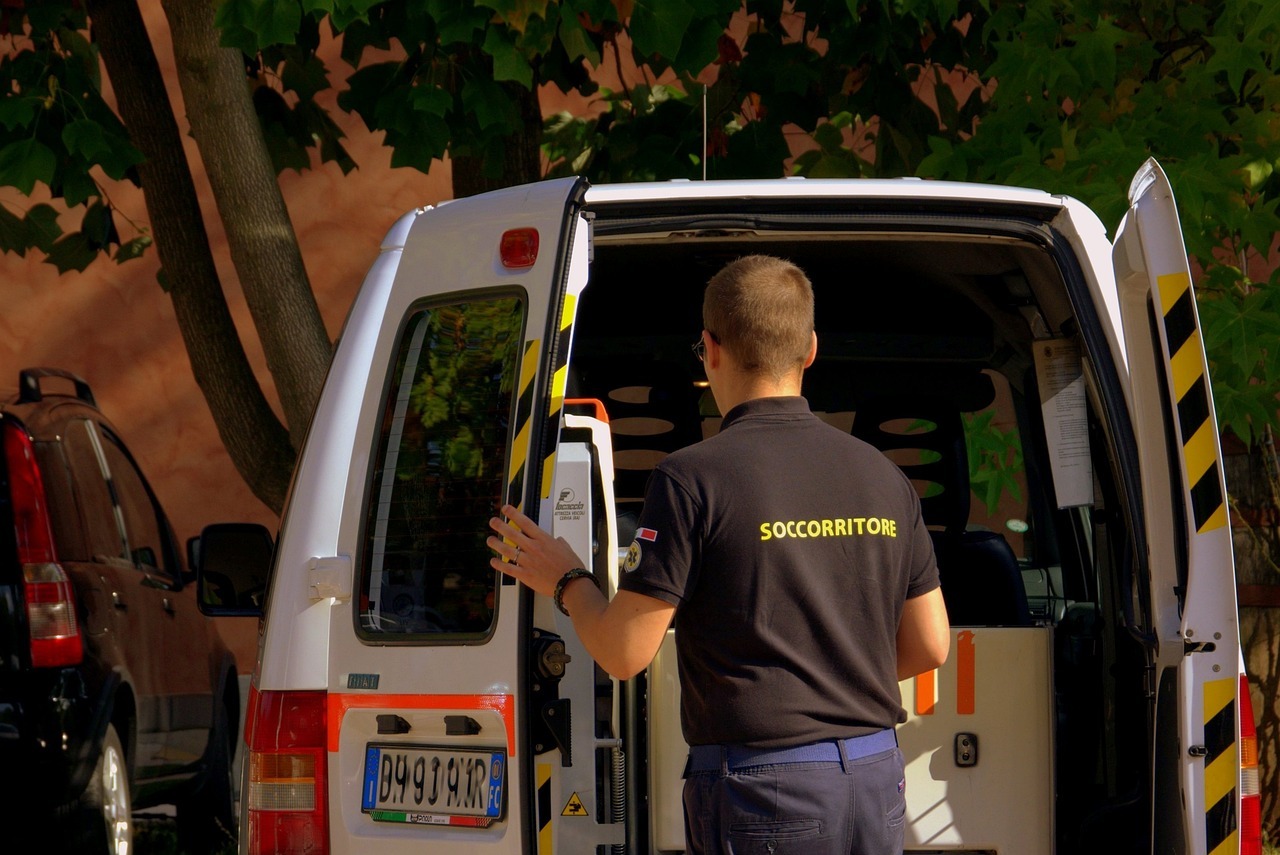 Prevoz pokojnika iz Italije – Profesionalna i Pouzdana Repatrijacija sa 15+ Godina Iskustva