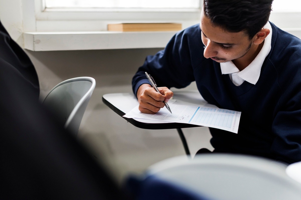Personalized Exam Preparation for Students &amp; Professionals