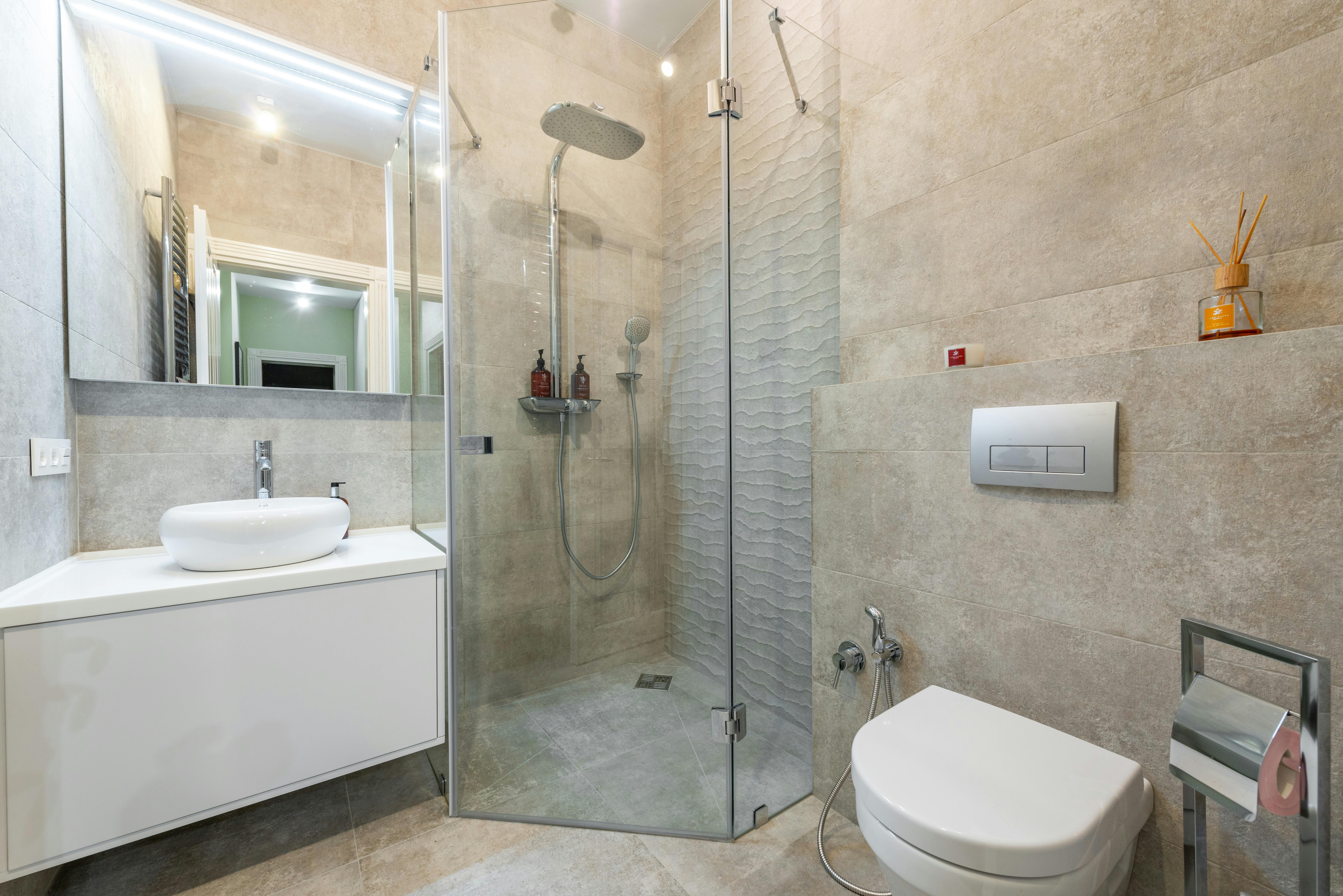 5 raisons de choisir une cabine de douche complete