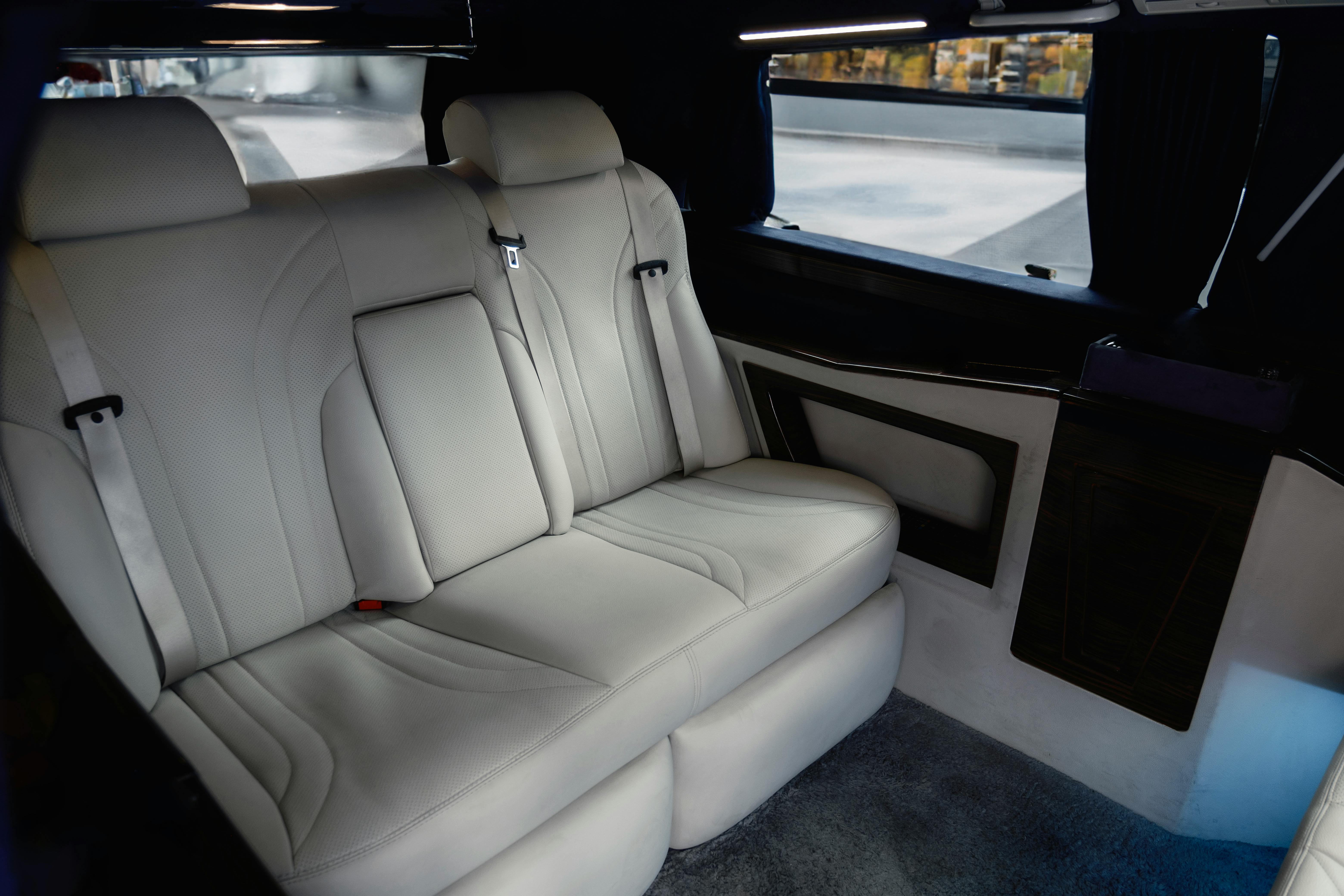 5 Incredible Vancouver Limo Service to Airport Perks